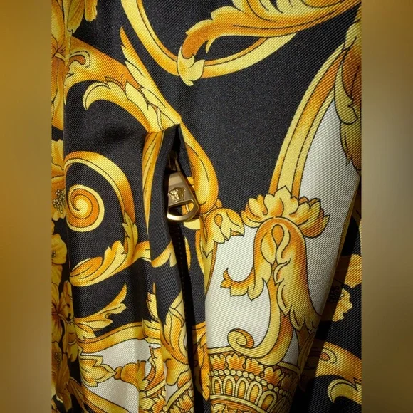 Versace Black & Gold Baroque Bomber Jacket - New with Tag - Small / 38 USA - Picture 11 of 14